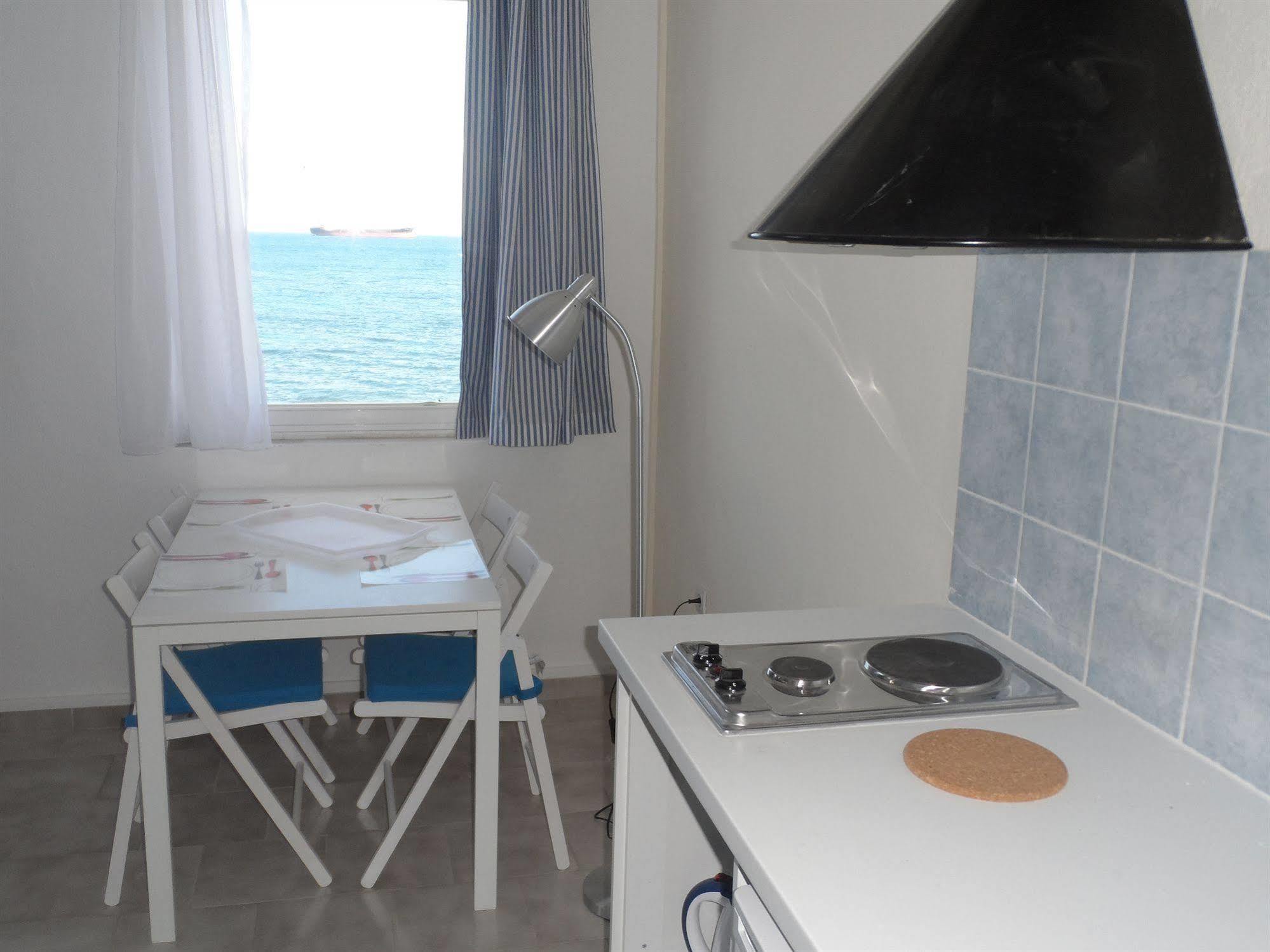 Apart Otel Seafront And Sakız